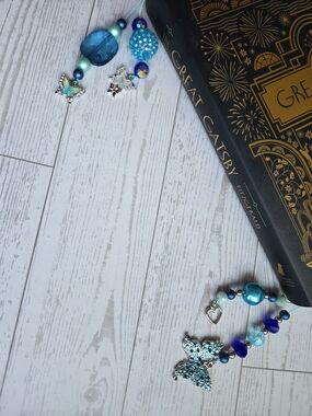 Handmade Teal & Blue Beaded Butterfly bookbead bookmark